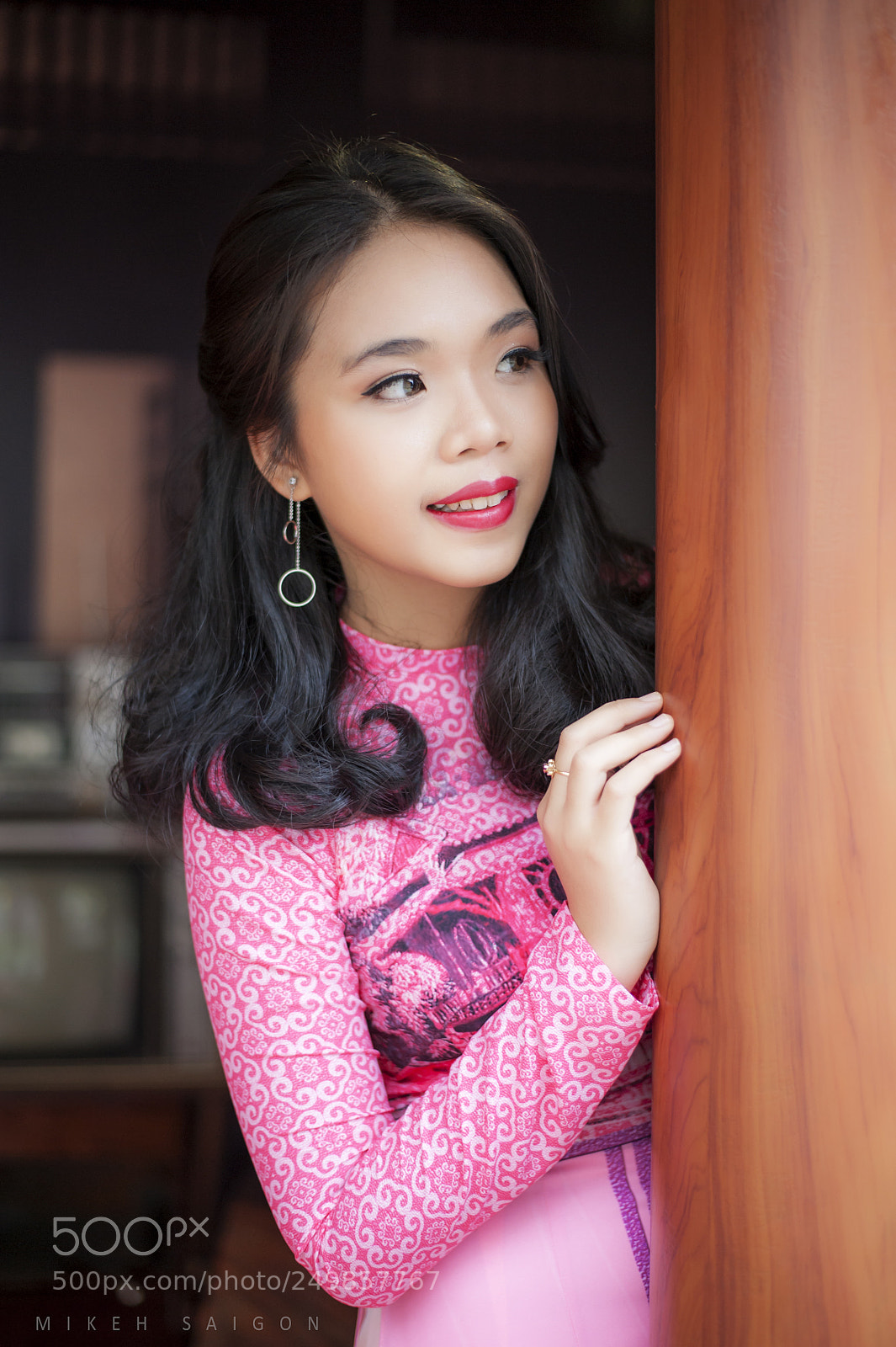 Nikon D3 sample photo. áo dài photography