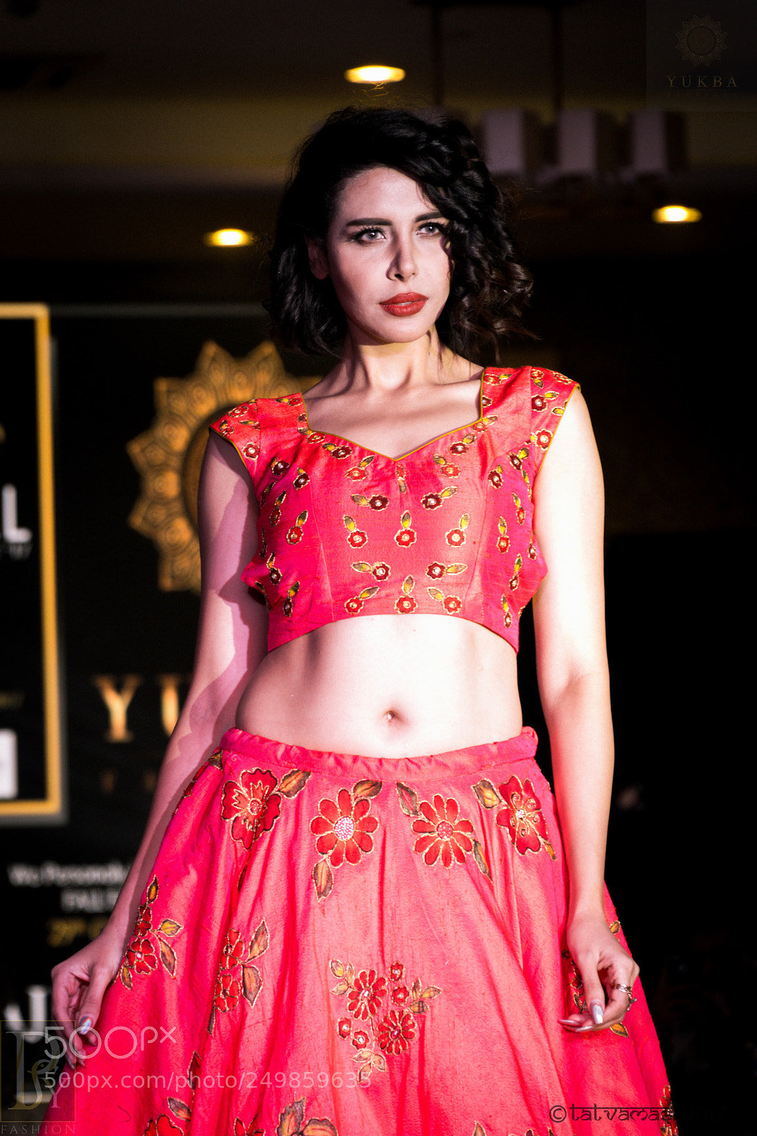 Nikon D3300 sample photo. Fall fashion week '17 photography