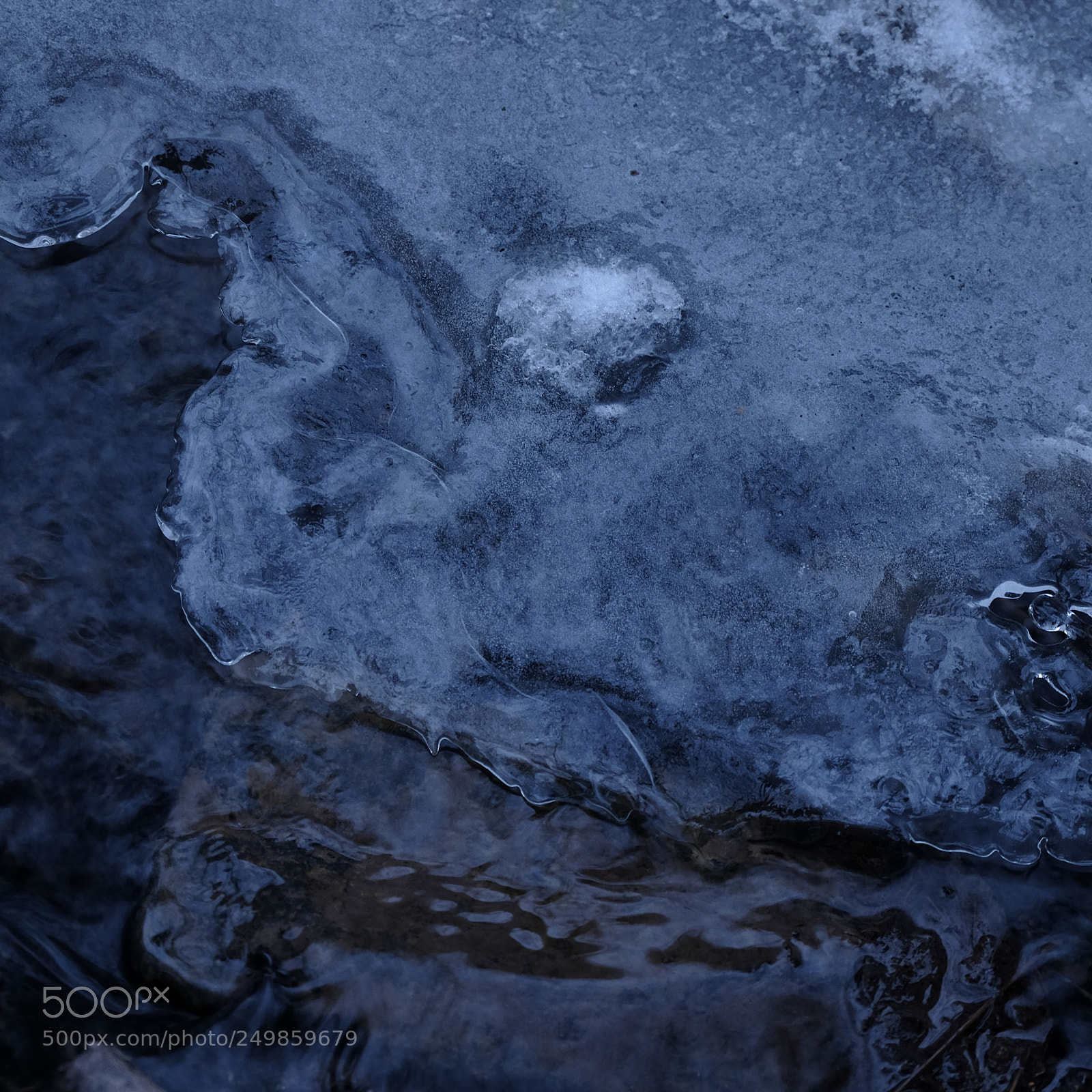 Fujifilm X-T10 sample photo. Water and ice photography