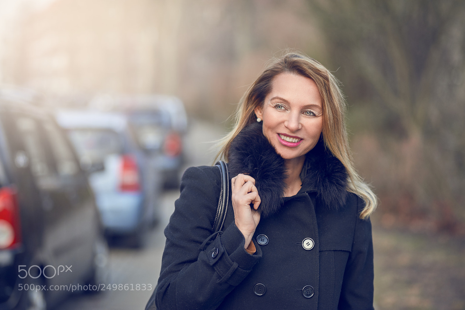 Nikon D800 sample photo. Attractive stylish smiling woman photography