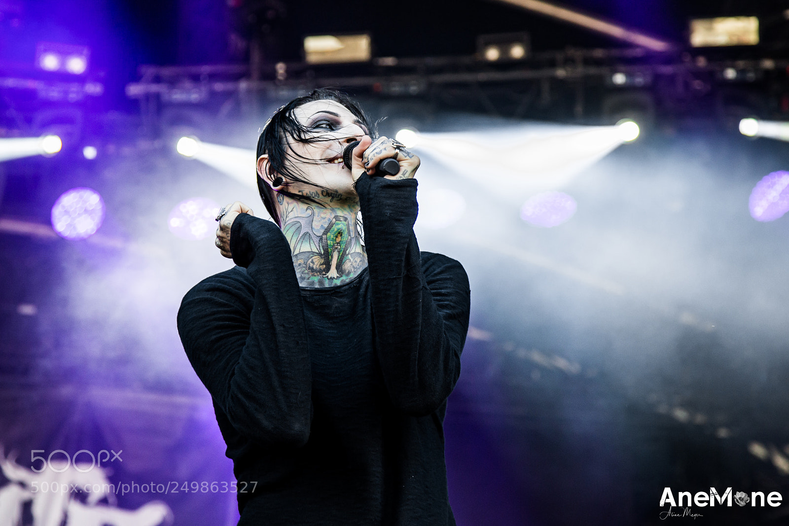 Canon EOS-1D X sample photo. Motionless in white photography