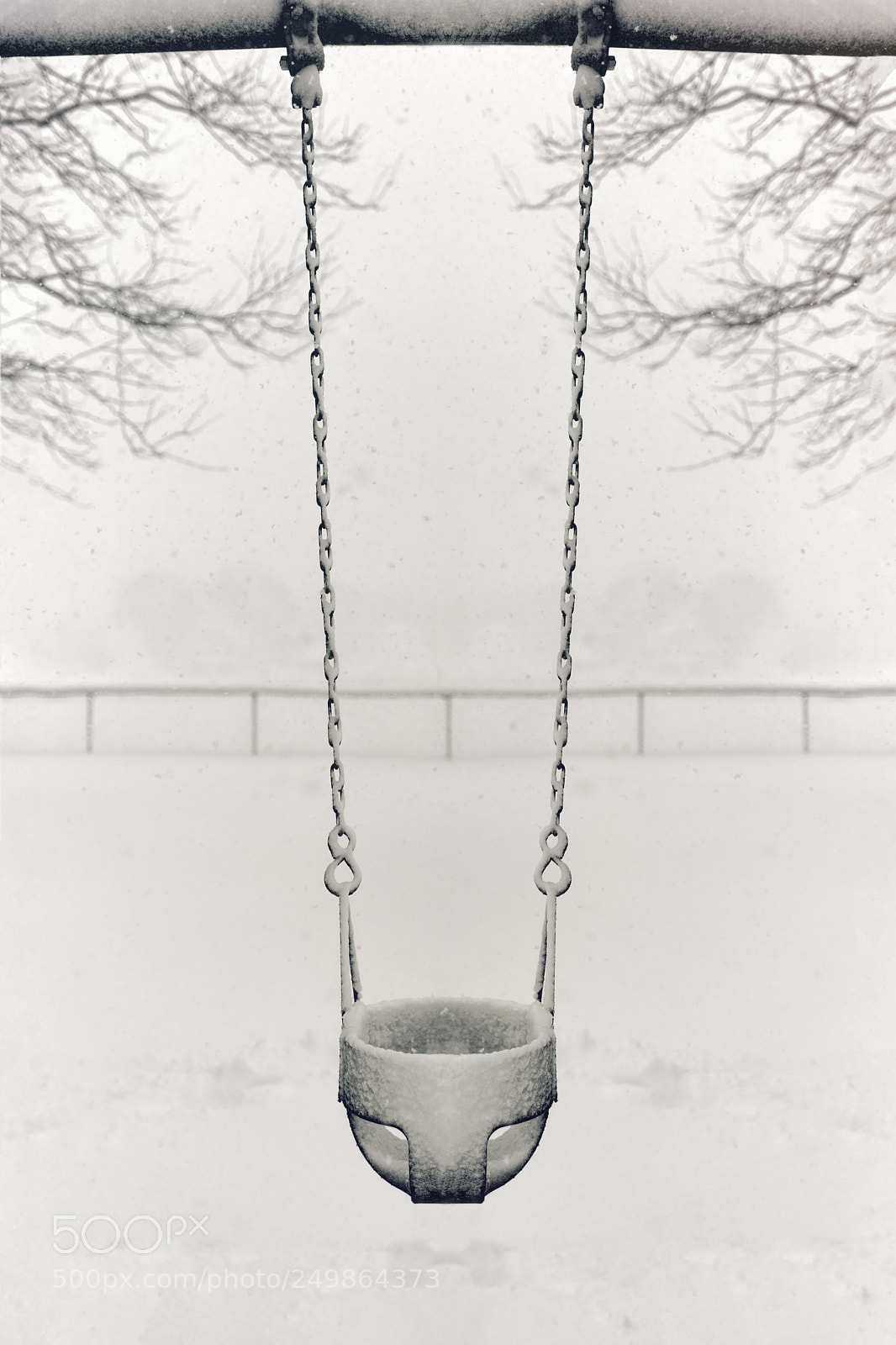 Nikon D810 sample photo. Snowy day at the photography