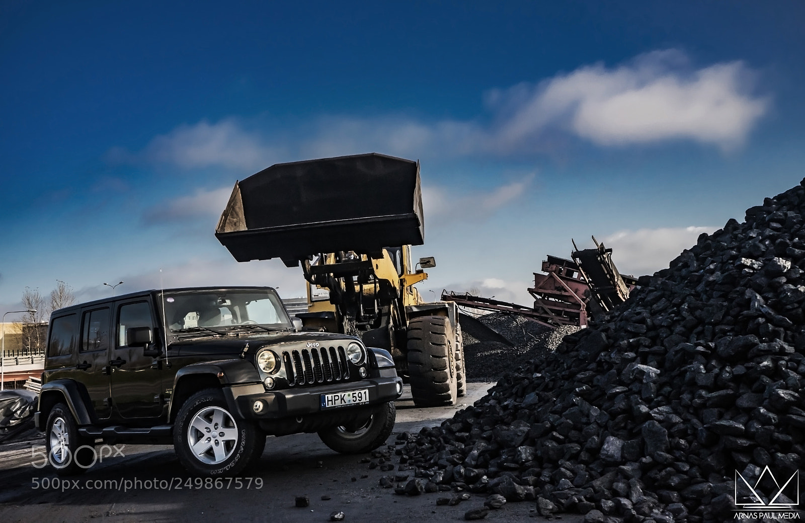 Sony a7 II sample photo. Jeep wrangler sahara photography