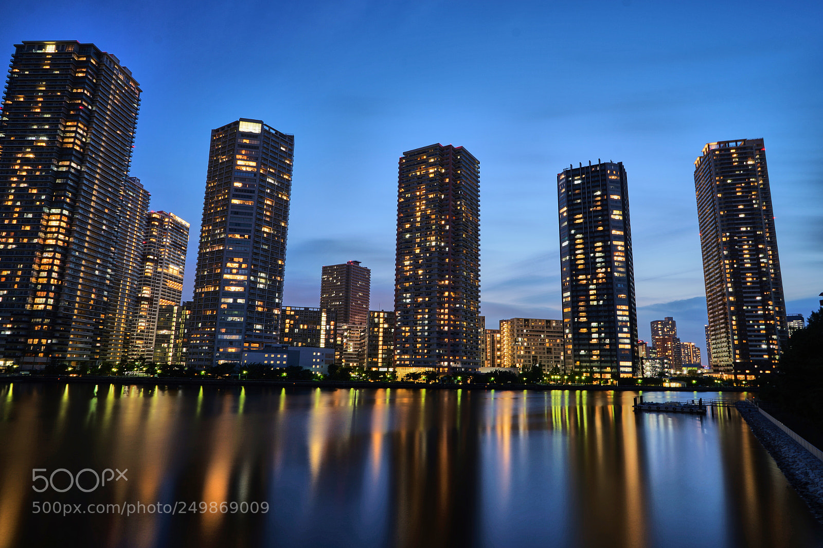 Sony a7 II sample photo. Tower mansions in tokyo photography