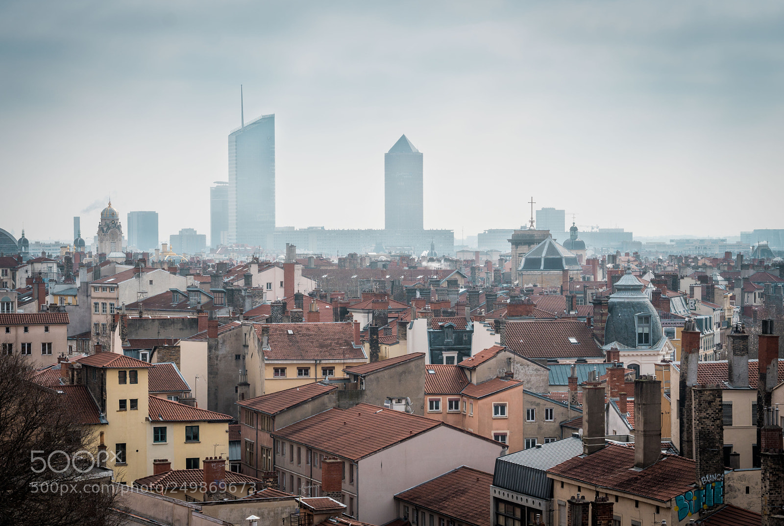 Sony a6500 sample photo. Lyon - france photography
