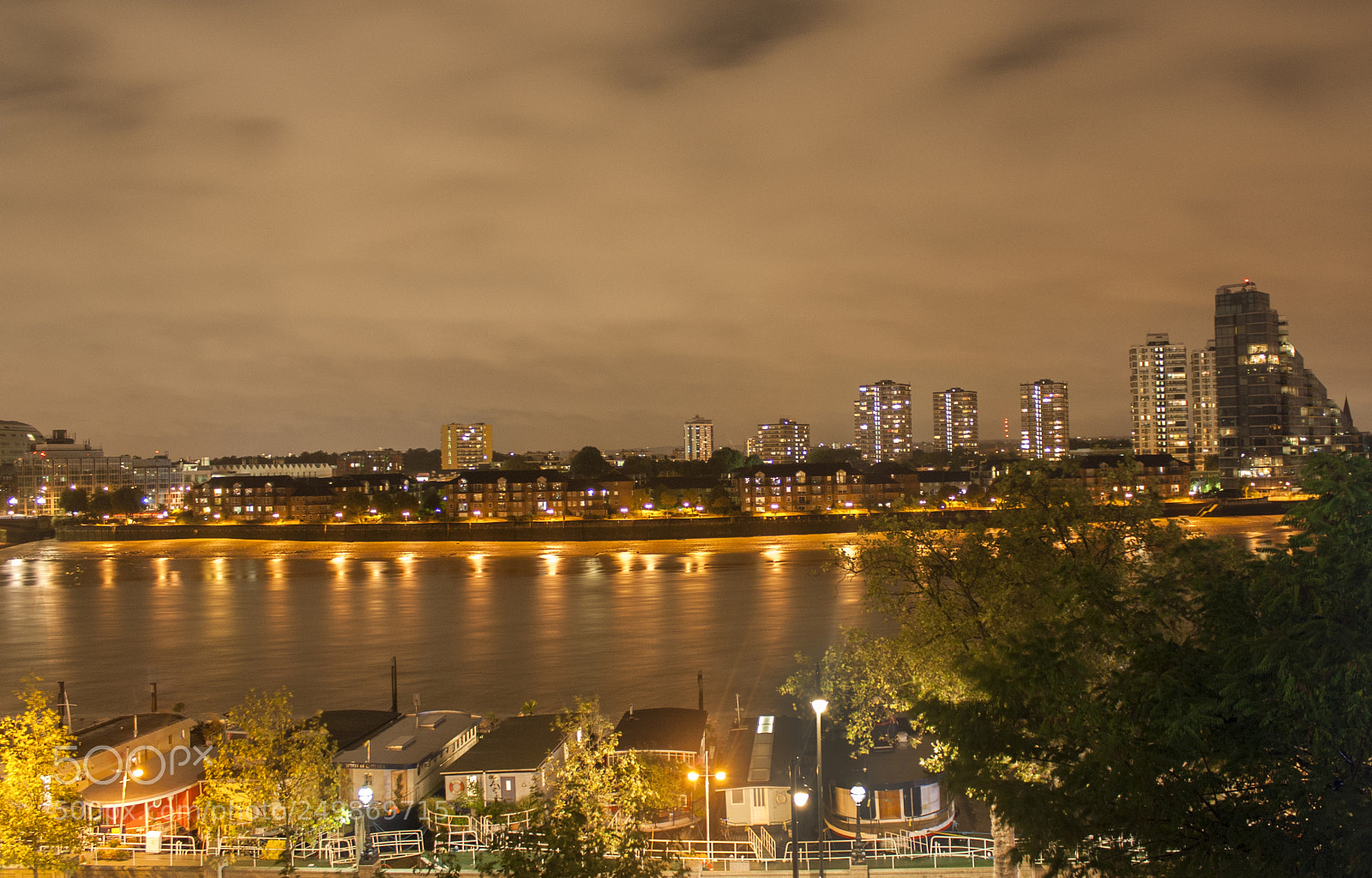 Canon EOS 1000D (EOS Digital Rebel XS / EOS Kiss F) sample photo. Chelsea nights photography