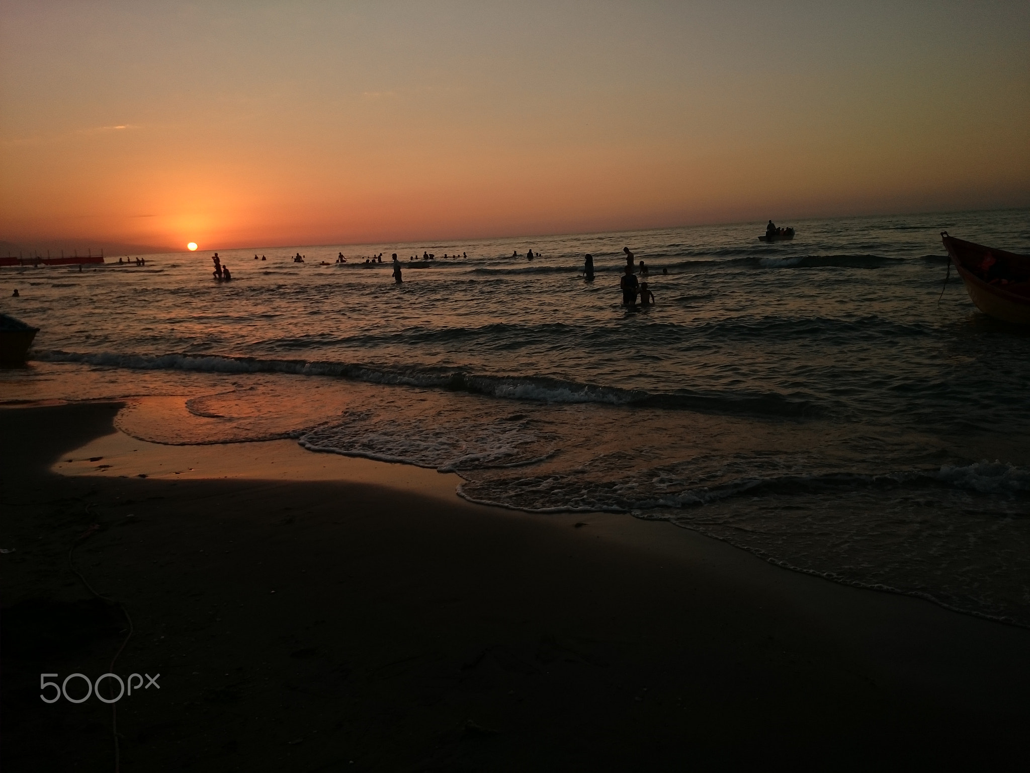 sunset means the sun and night war