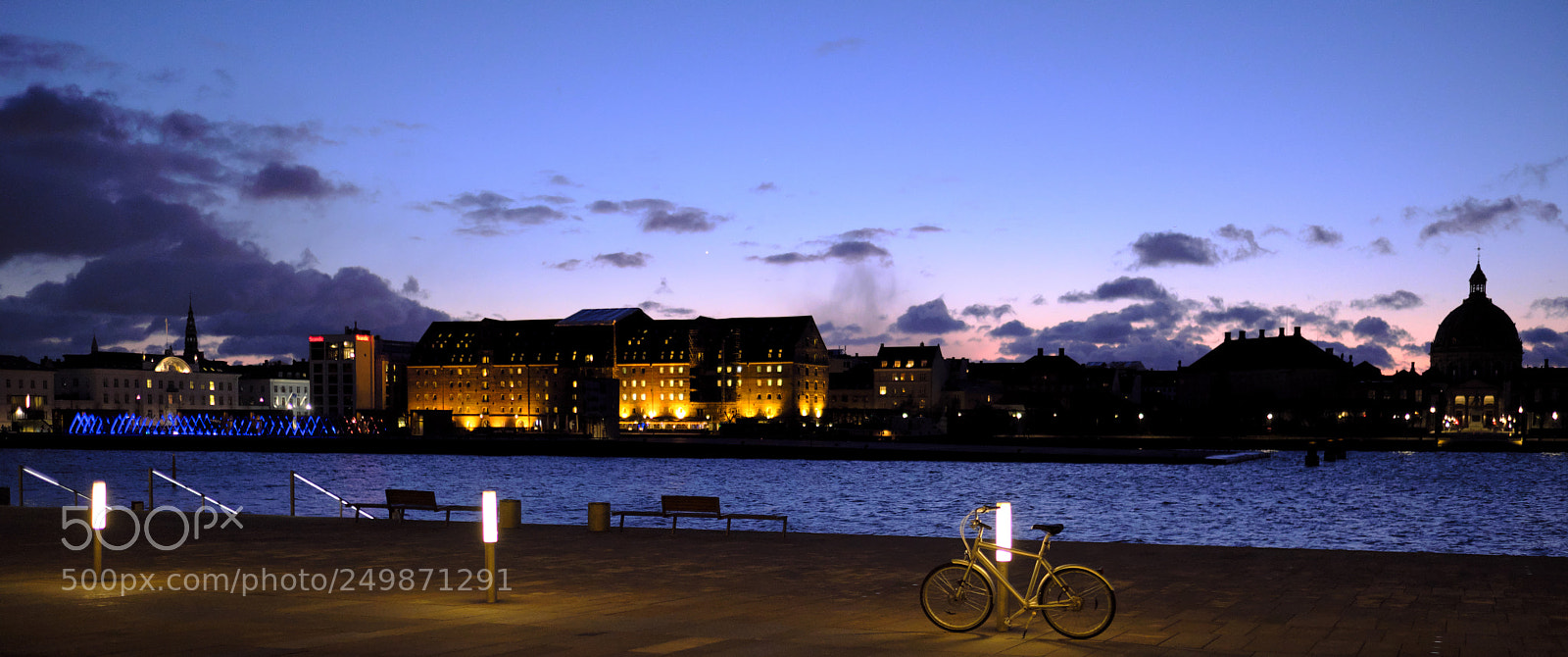 Fujifilm X-T2 sample photo. Frozen bicycle photography