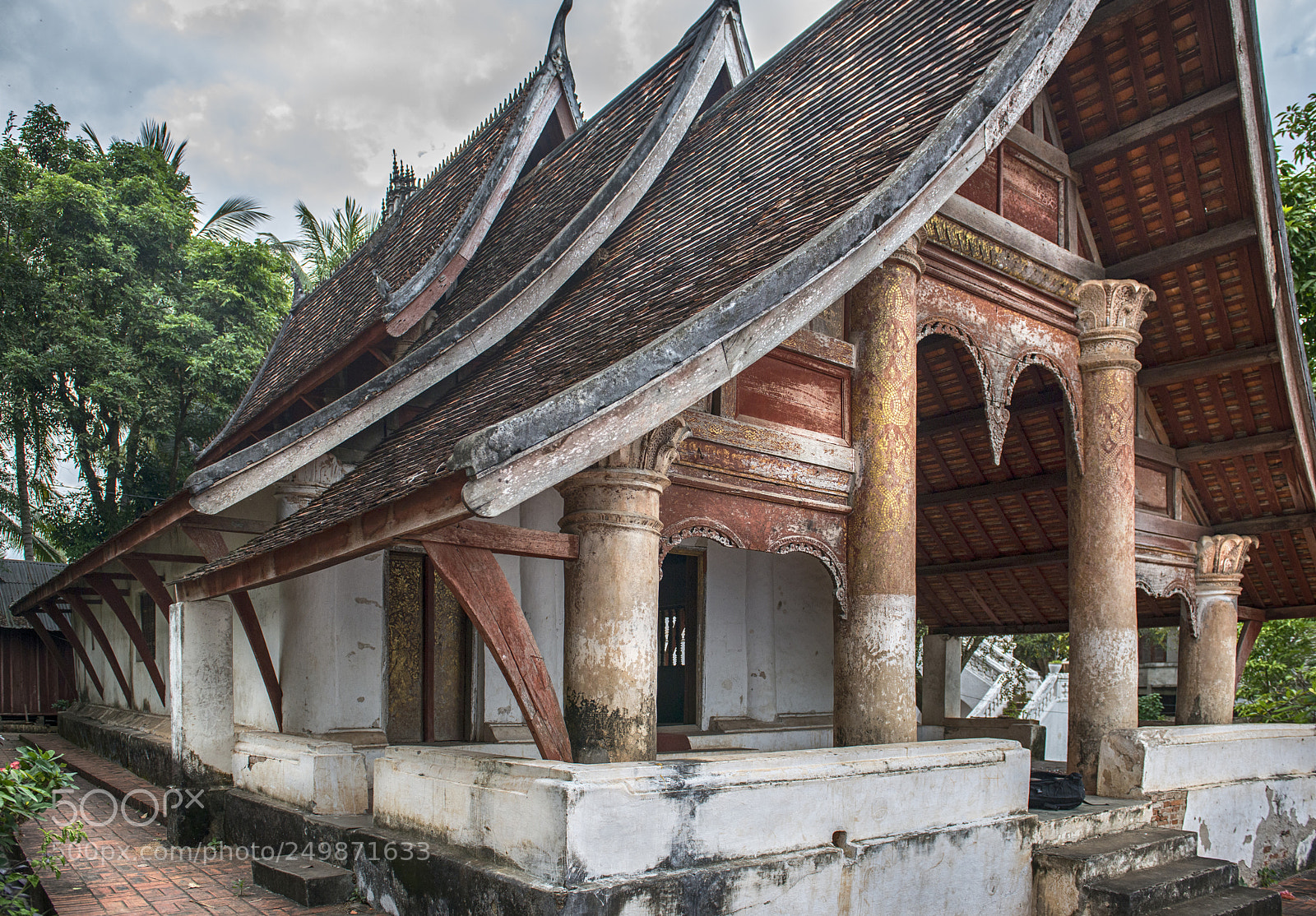 Nikon D800 sample photo. Luang prabang temple photography