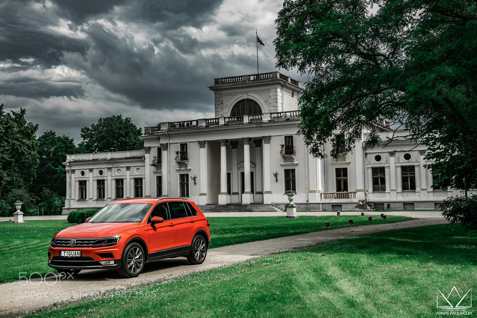 Sony a7 II sample photo. Volkswagen tiguan photography