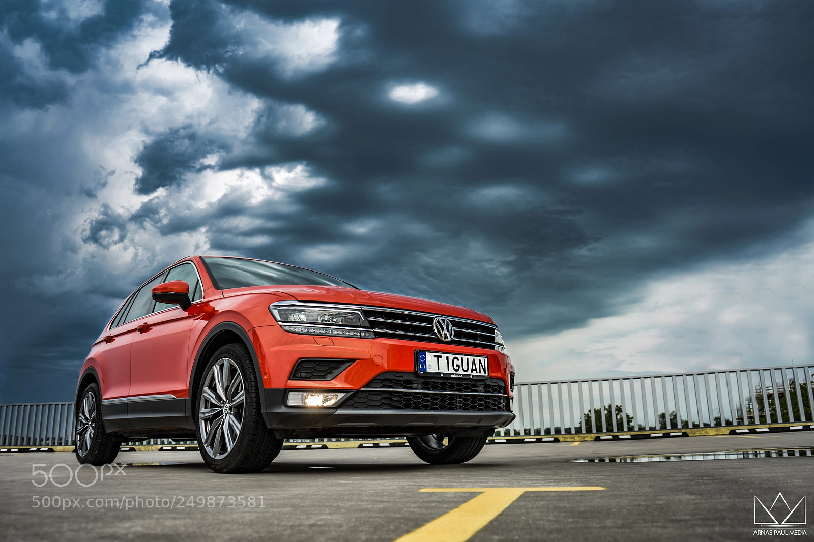 Sony a7 II sample photo. Volkswagen tiguan photography
