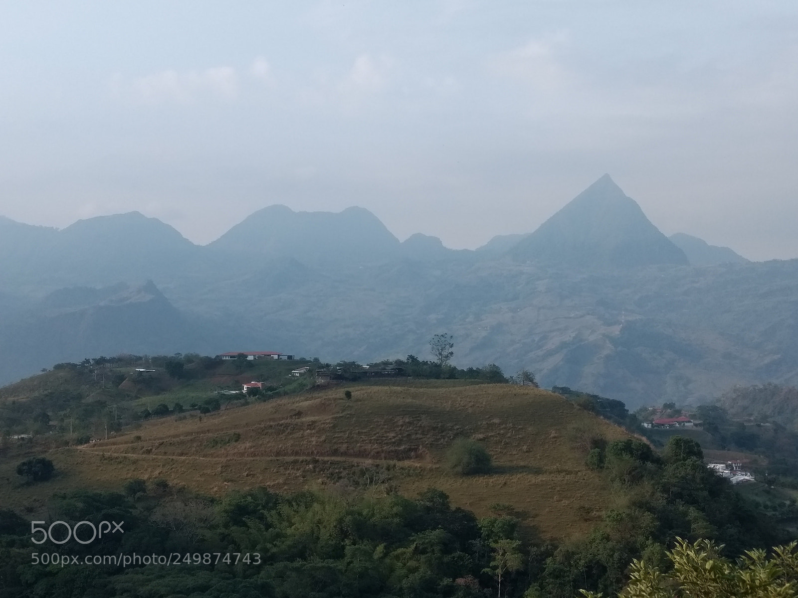 Motorola Moto G (4) sample photo. Las montañas photography