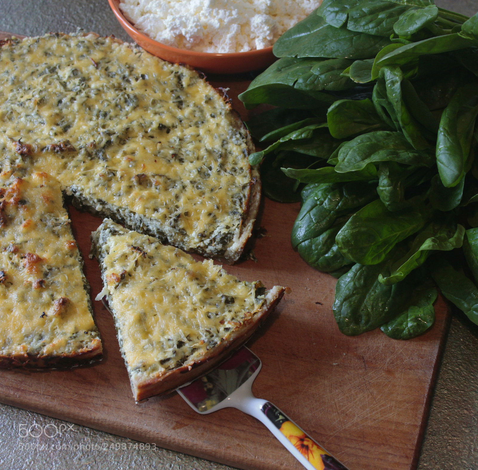 Canon EOS 1100D (EOS Rebel T3 / EOS Kiss X50) sample photo. Cottage cheese and spinach photography