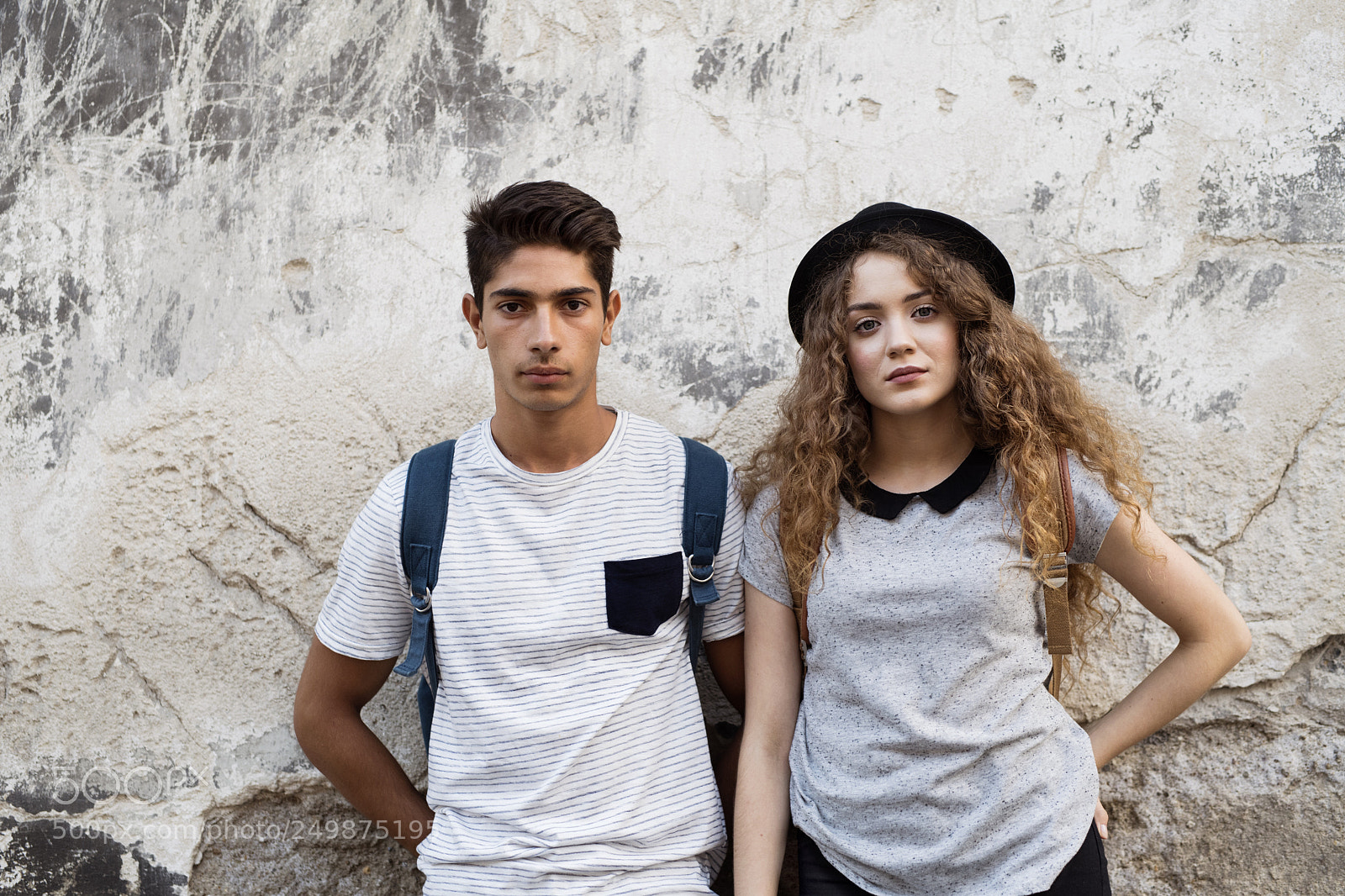 Nikon D5 sample photo. Two young tourists in photography