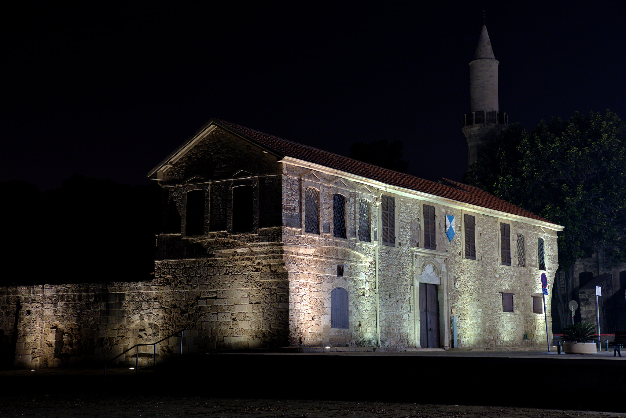 Canon EOS 6D + Canon EF 300mm F2.8L IS II USM sample photo. Larnaca castle by night 3 photography