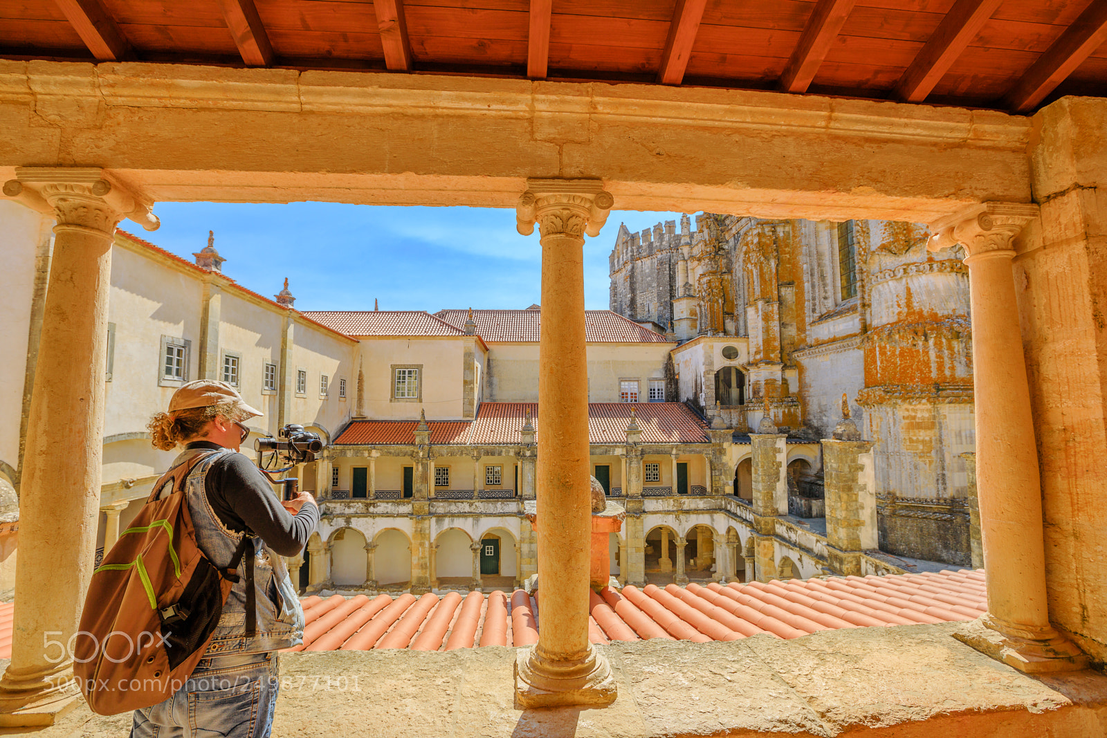 Canon EOS 5D Mark IV sample photo. Photographer at tomar castle photography