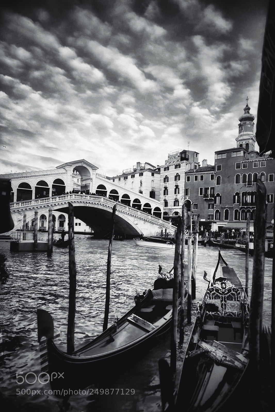 Canon EOS 5D Mark IV sample photo. Ponte di rialto in photography