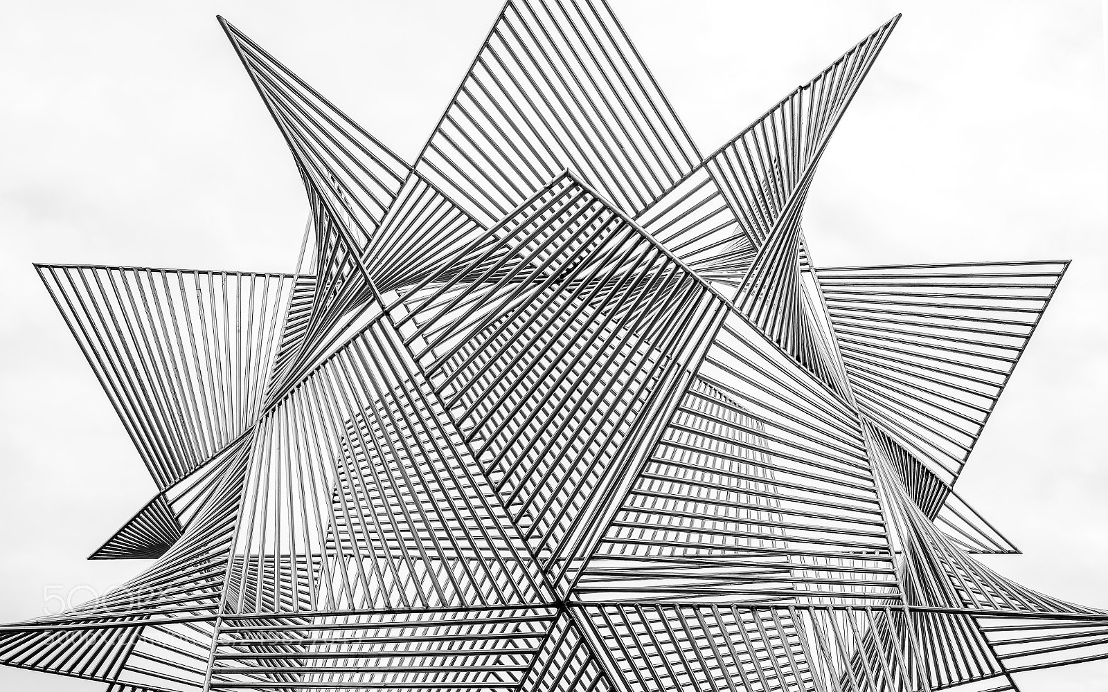 Fujifilm X-T10 sample photo. Ouverture au monde sculpture photography