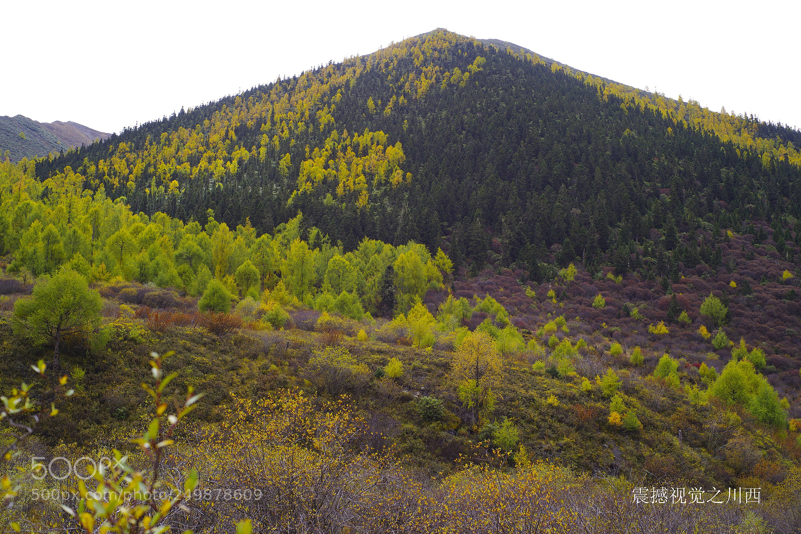 Pentax K-1 sample photo. 很规整的圆锥山 photography