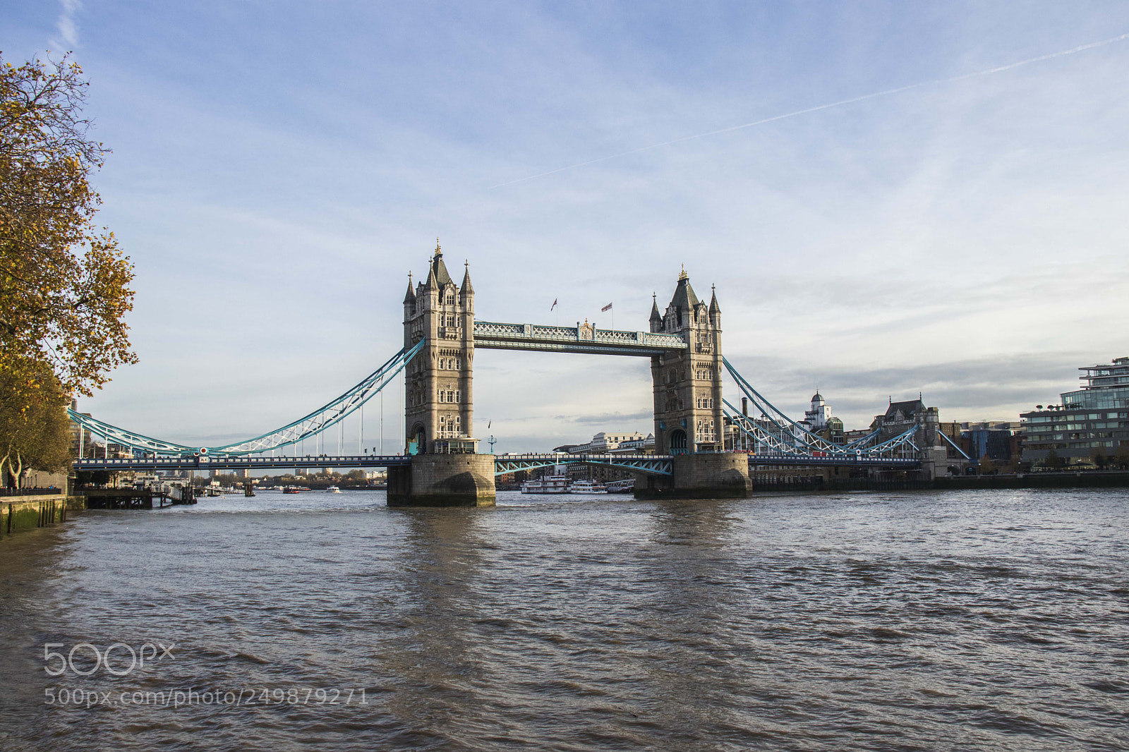 Canon EOS 800D (EOS Rebel T7i / EOS Kiss X9i) sample photo. Tower bridge photography
