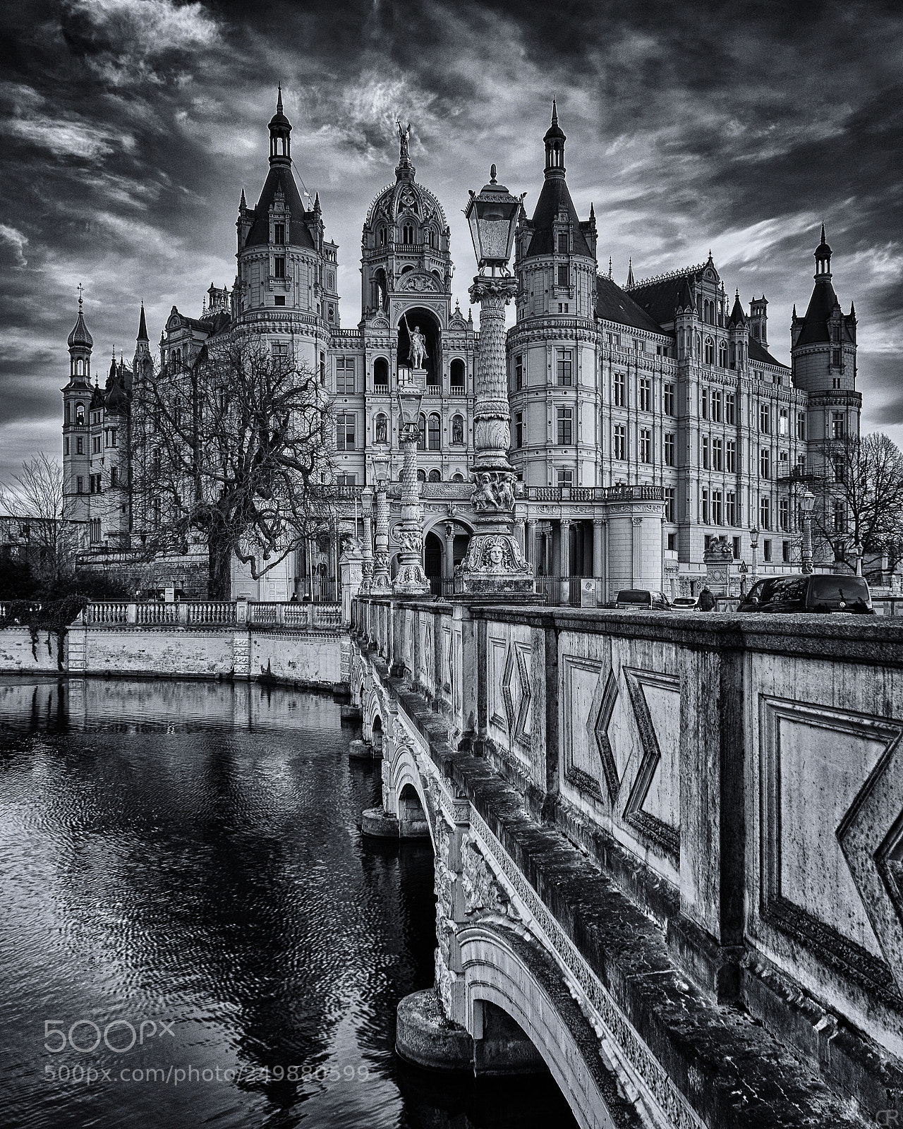 Sony a6000 sample photo. Schweriner schloss black & white photography