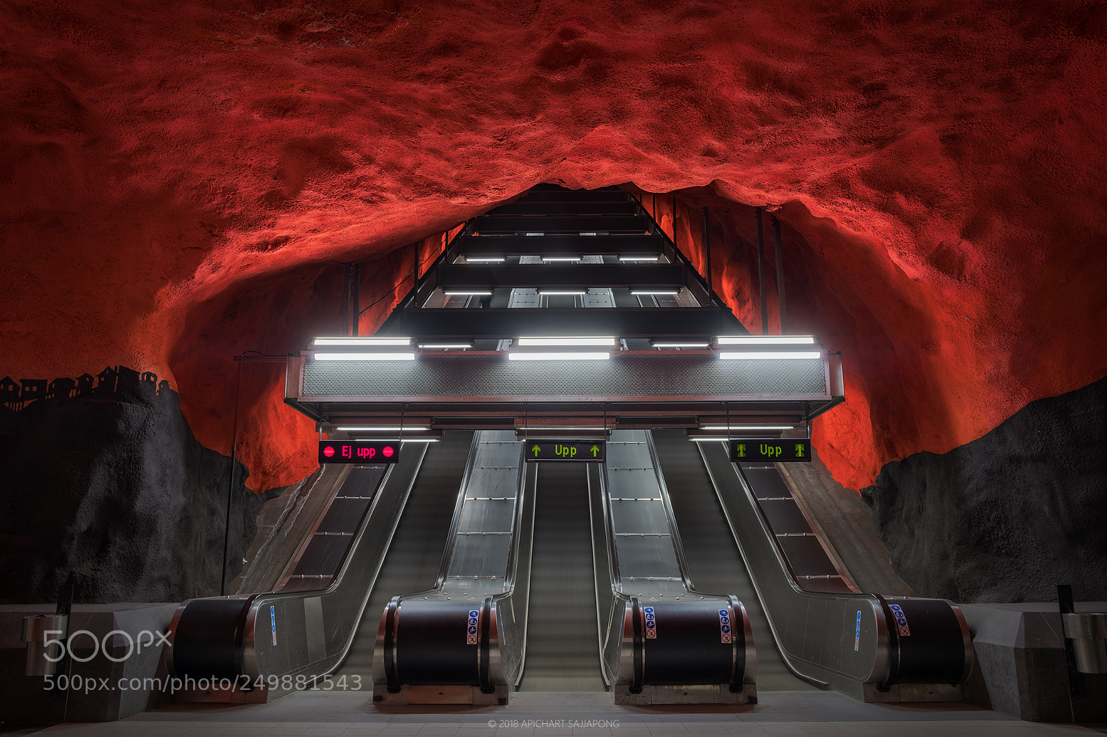 Fujifilm X-T20 sample photo. Red stairway photography
