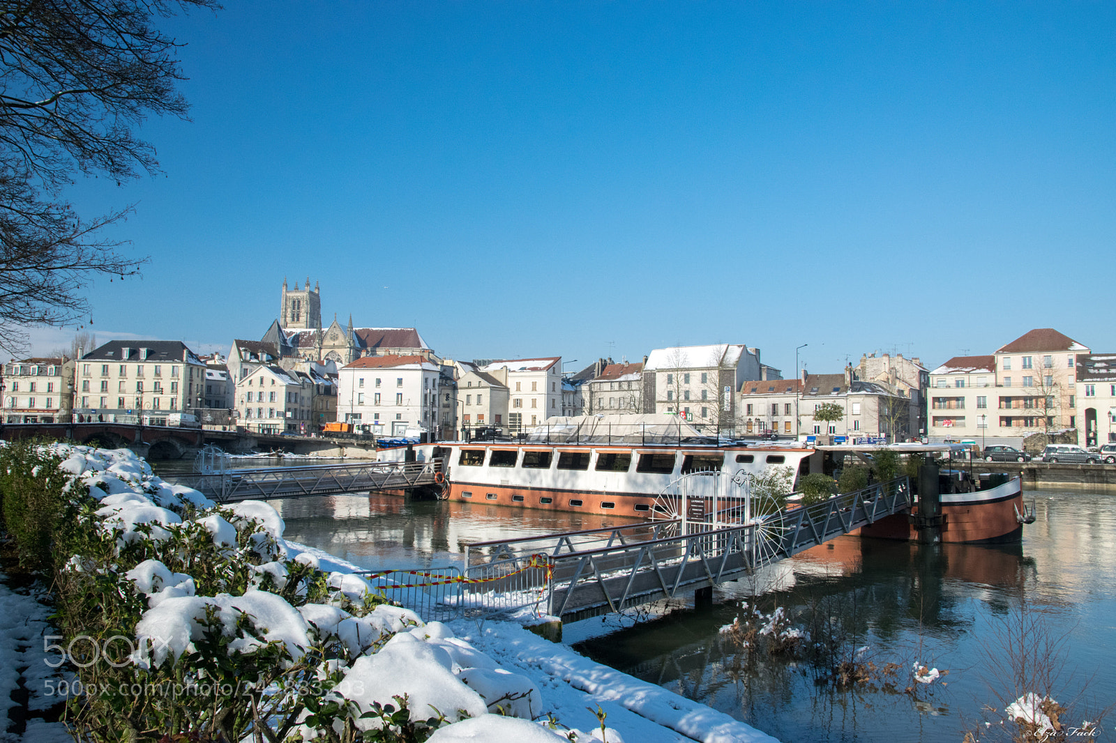Nikon D5300 sample photo. La ville sous la photography