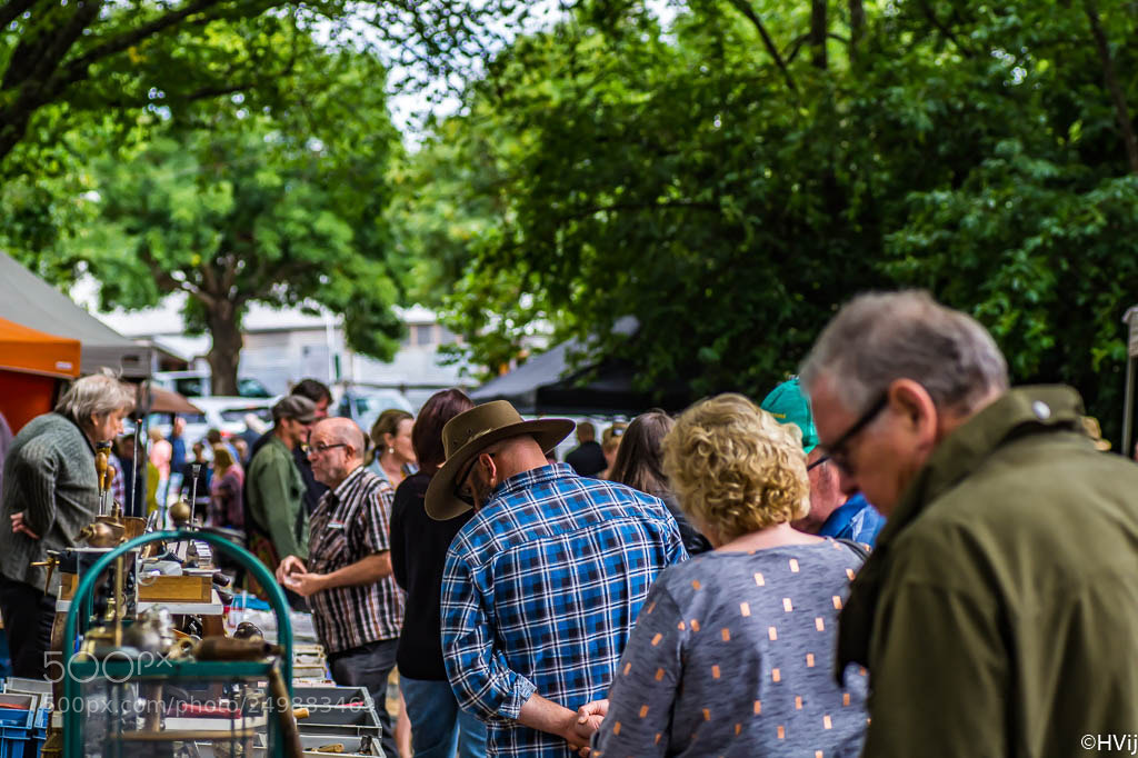 Sony Alpha a3500 sample photo. Sunday market photography