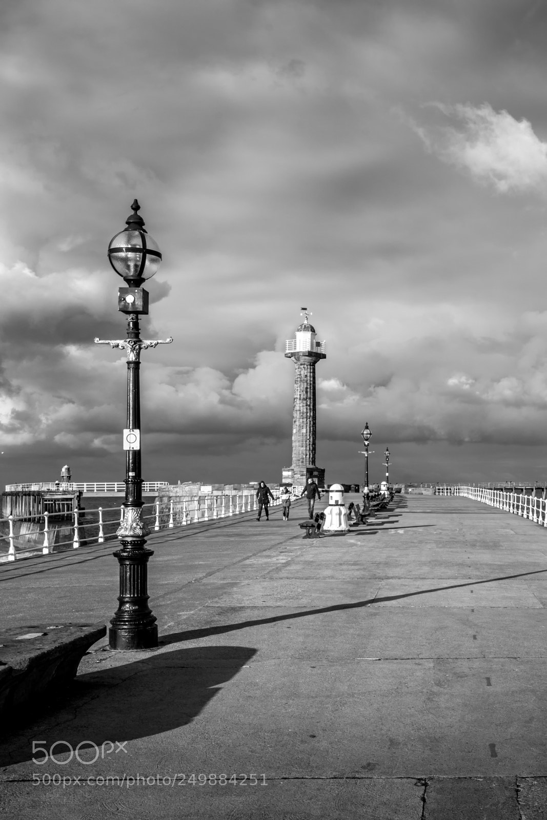 Canon EOS 70D sample photo. Whitby pier photography