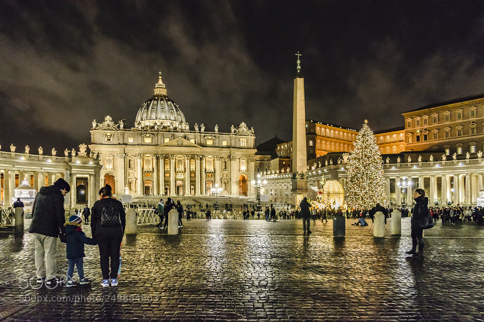 Nikon D3300 sample photo. Saint peters basilica night photography