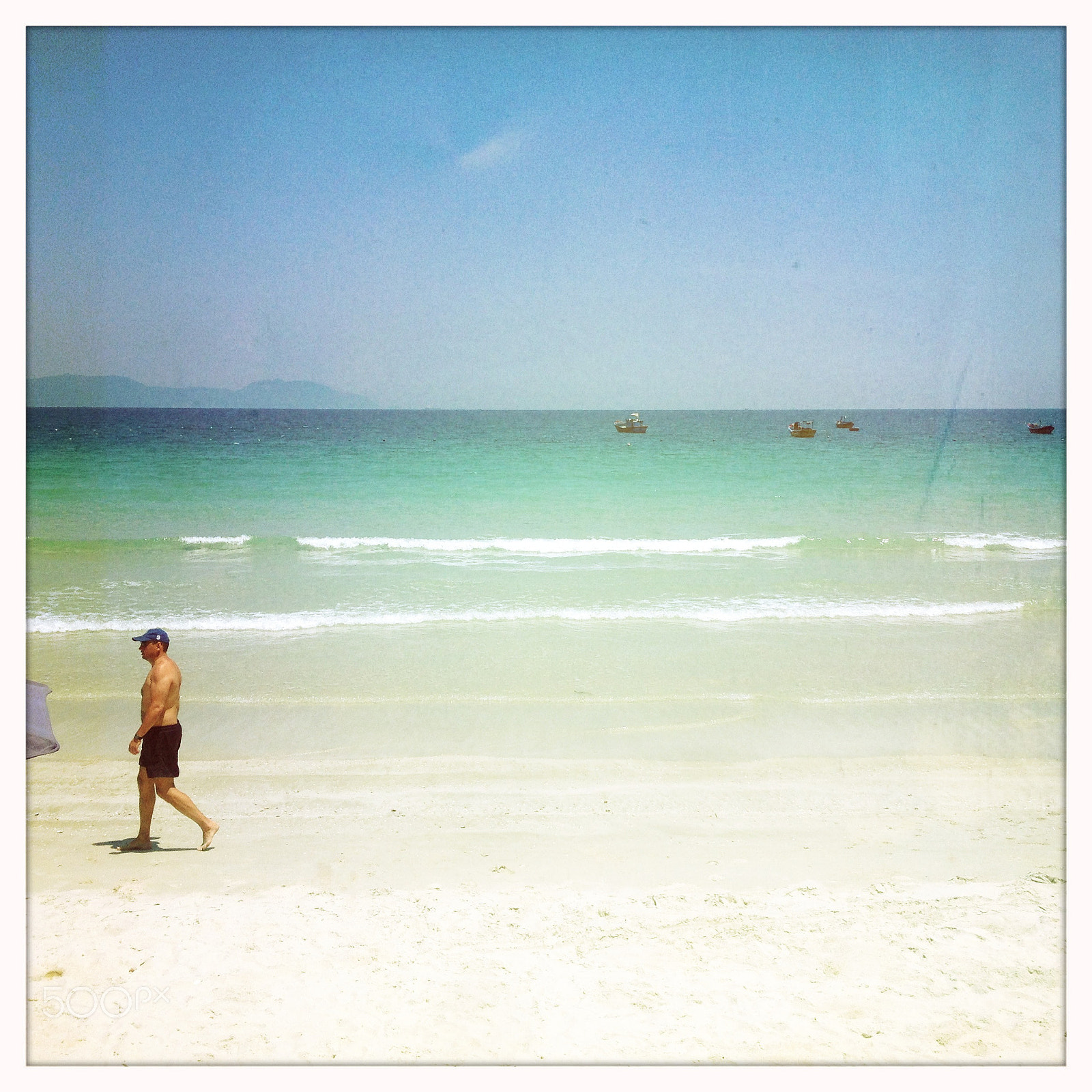 Hipstamatic 272 sample photo. Beach. photography