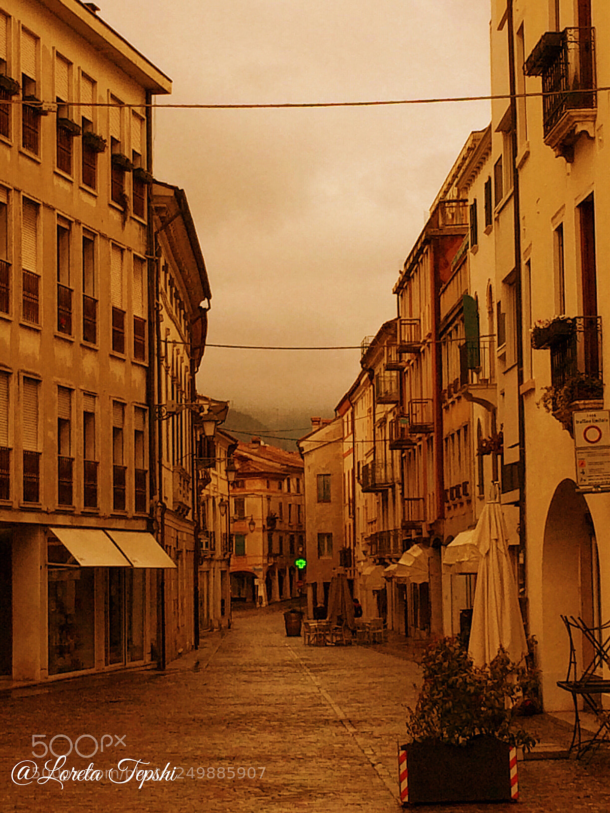 Apple iPhone 5s sample photo. Italy  photography