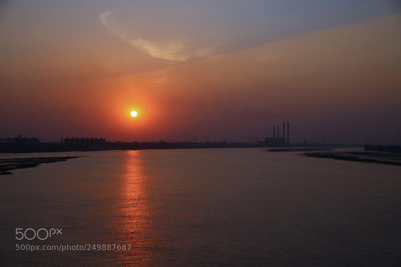 Canon EF 75-300mm F4.0-5.6 IS USM sample photo. Reflections photography