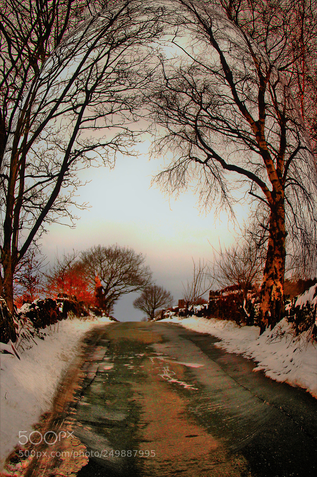 Canon EOS 100D (EOS Rebel SL1 / EOS Kiss X7) sample photo. Old lane photography