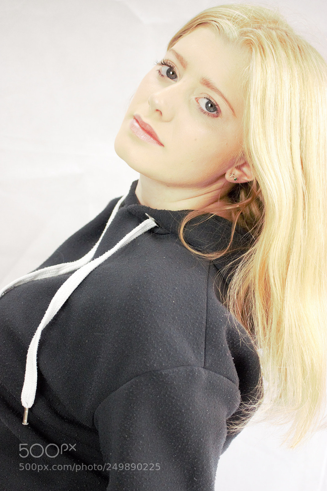 Canon EOS 100D (EOS Rebel SL1 / EOS Kiss X7) sample photo. Self portrait  photography