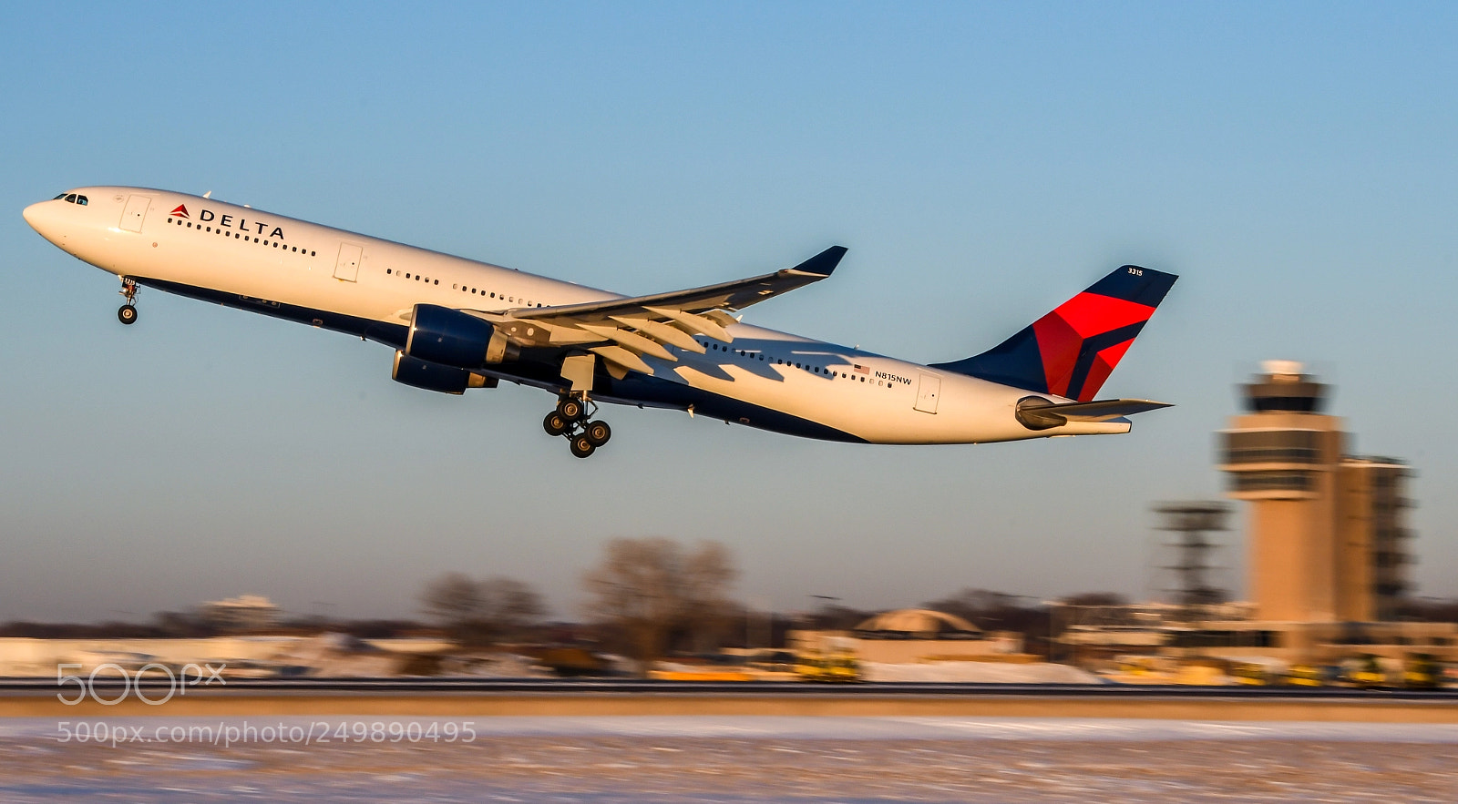 Nikon D500 sample photo. Delta airbus adeparting msp photography