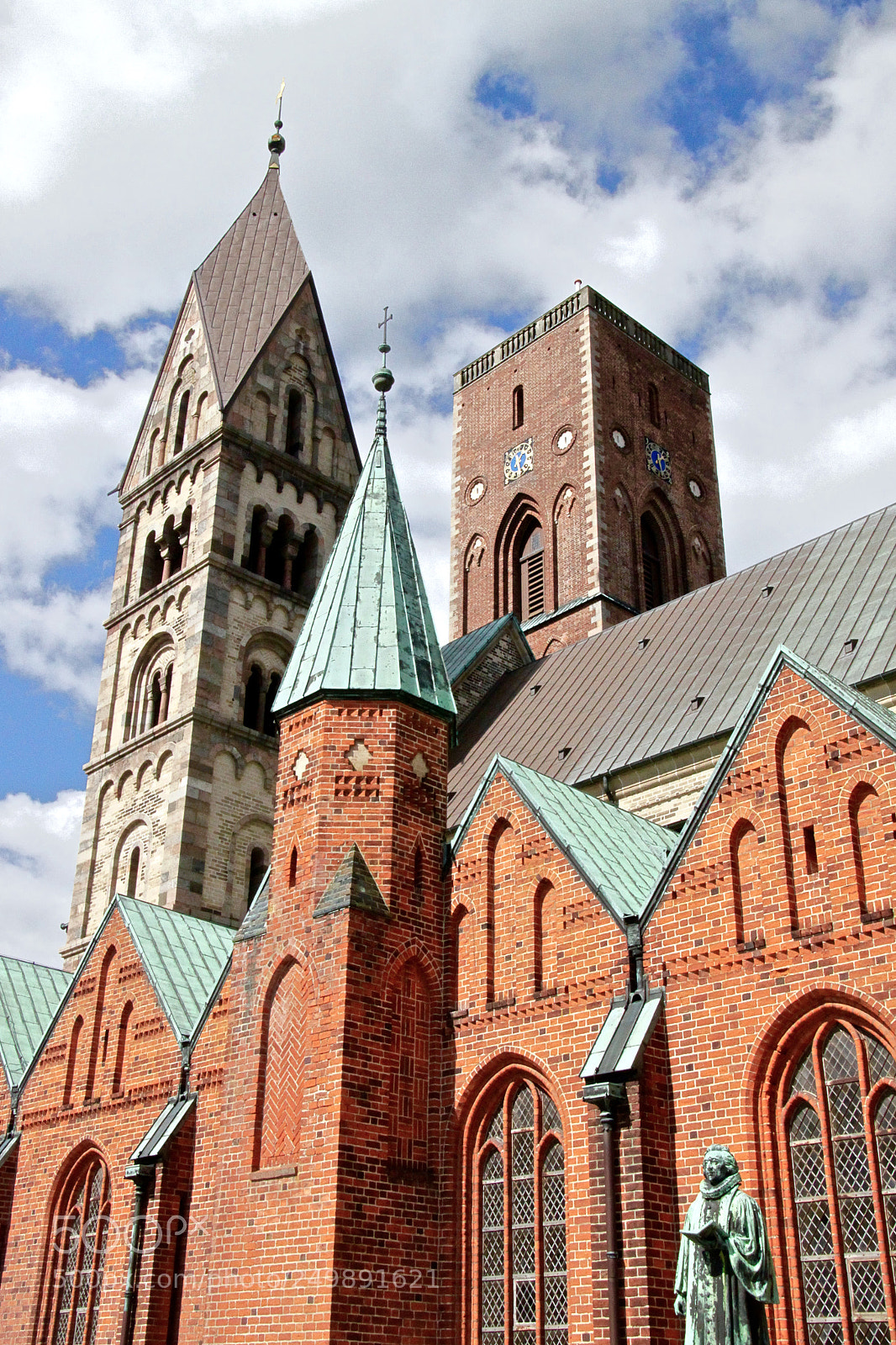 Canon EOS 500D (EOS Rebel T1i / EOS Kiss X3) sample photo. Ribe cathedral photography