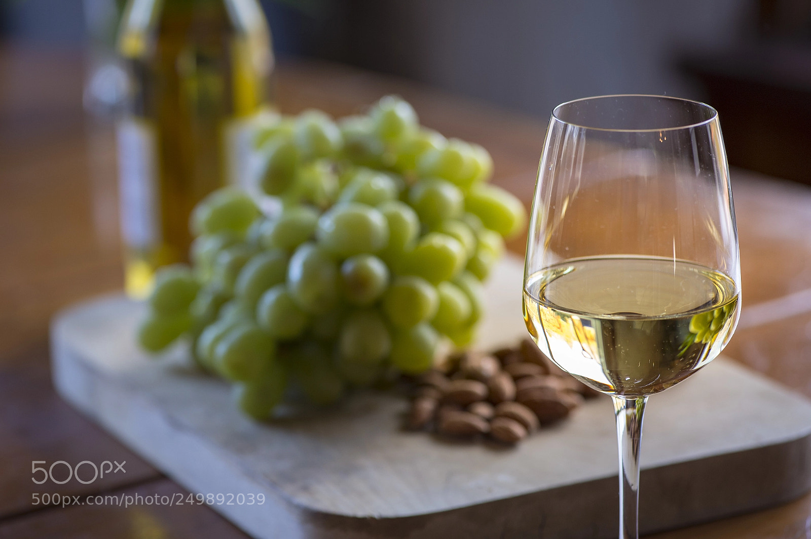 Nikon D4S sample photo. White wine photography