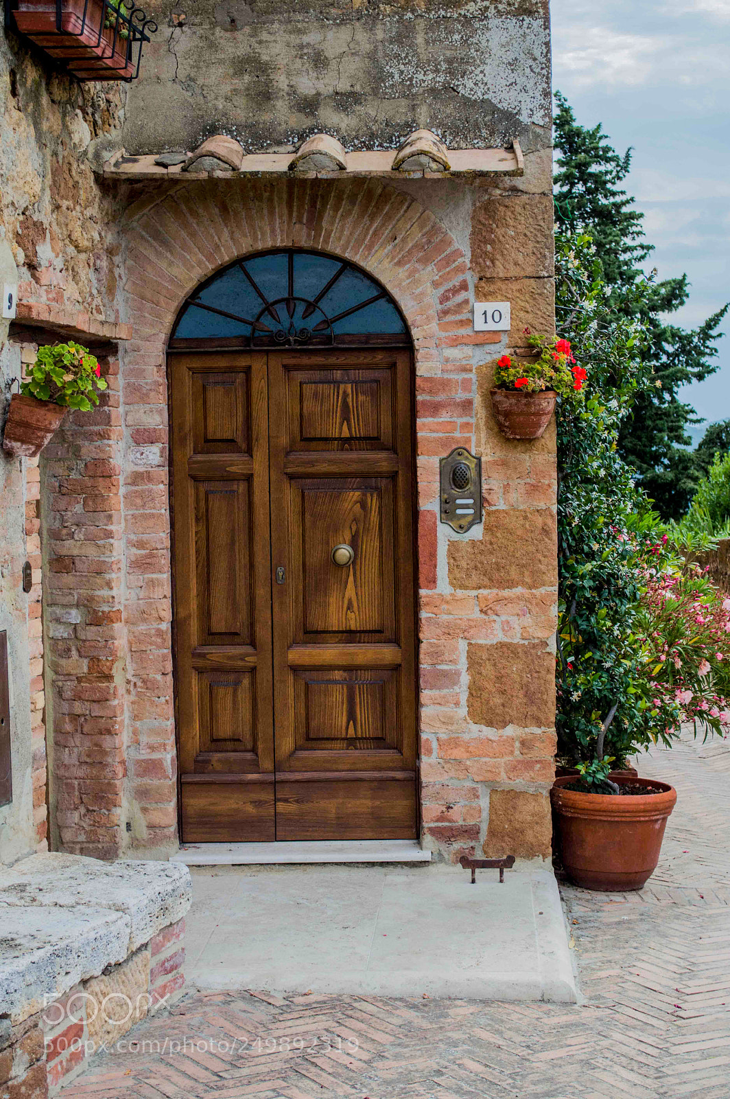 Nikon D3200 sample photo. Door of montepulciano photography