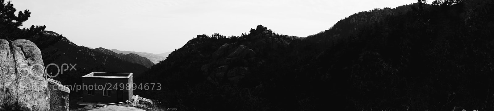 Fujifilm X70 sample photo. Title photography