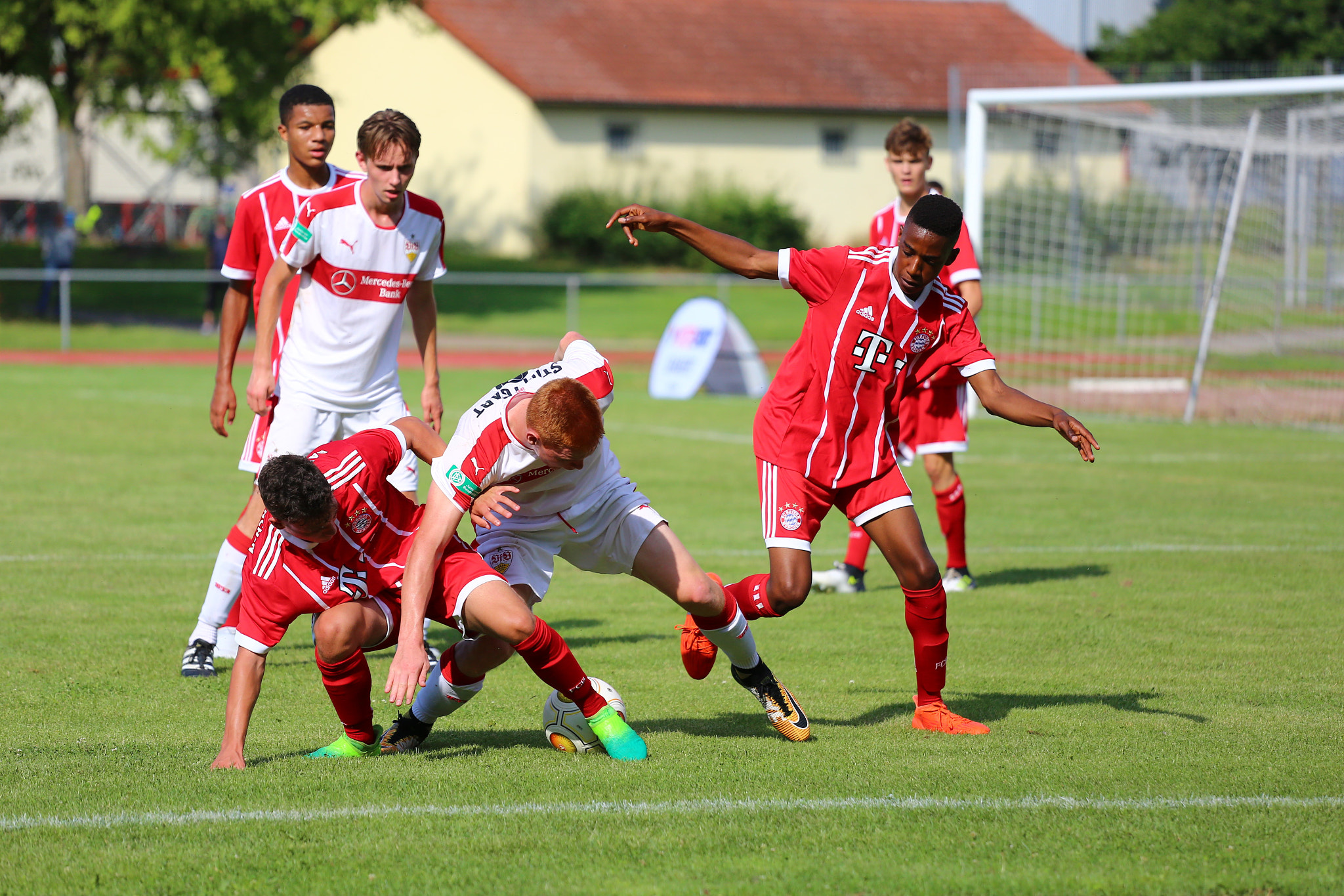 VfB Stuttgart : FC Bayern München