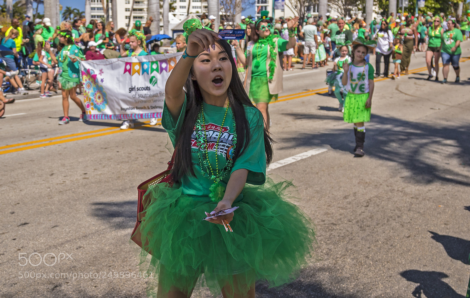 Canon EOS 7D Mark II sample photo. St. patrick day parade photography