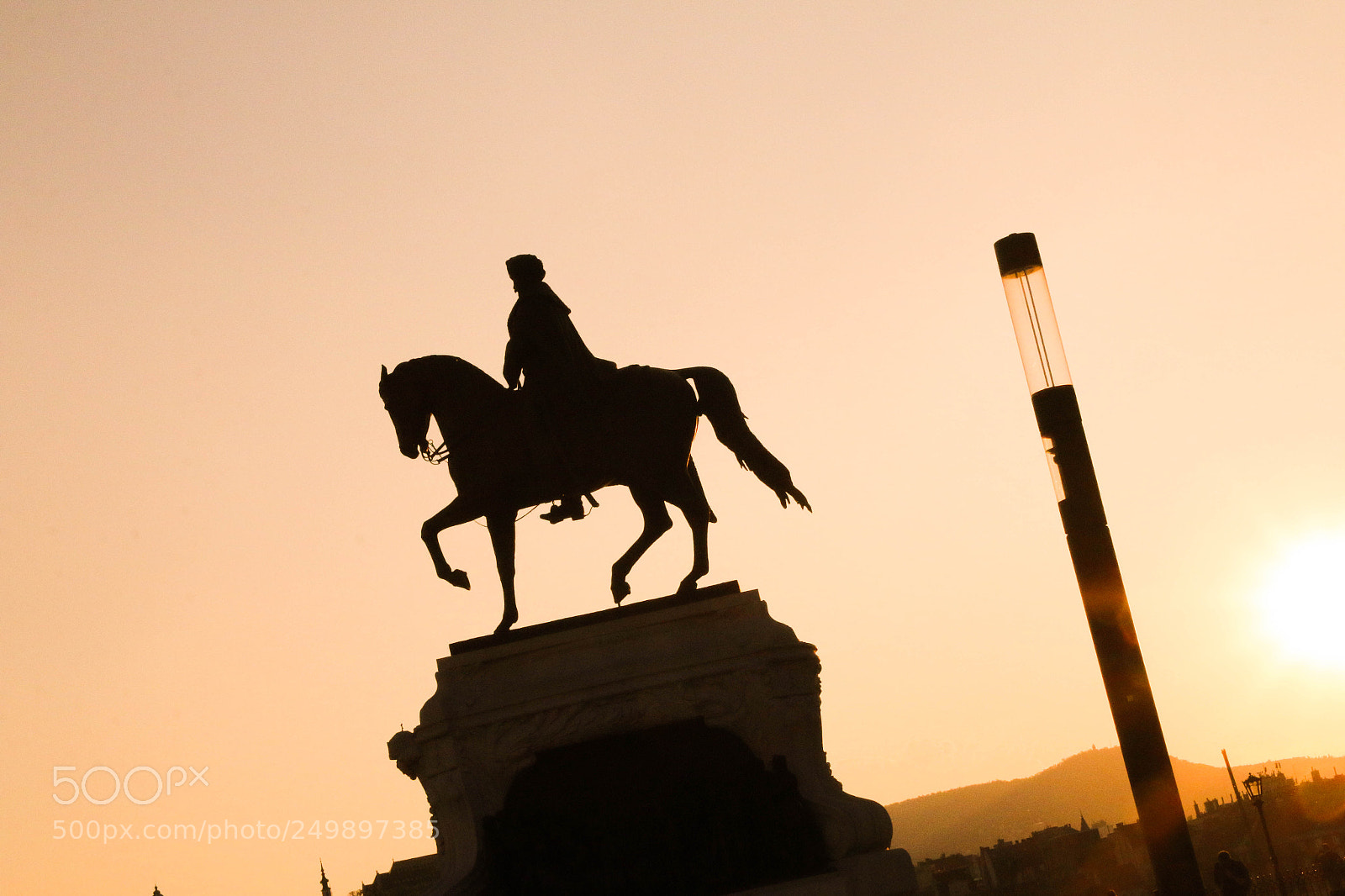 Canon EOS 70D sample photo. Statue of a man photography
