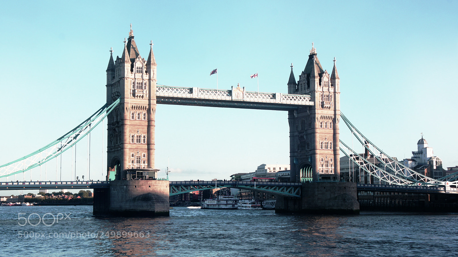 Sony Alpha NEX-5 sample photo. London tower bridge photography