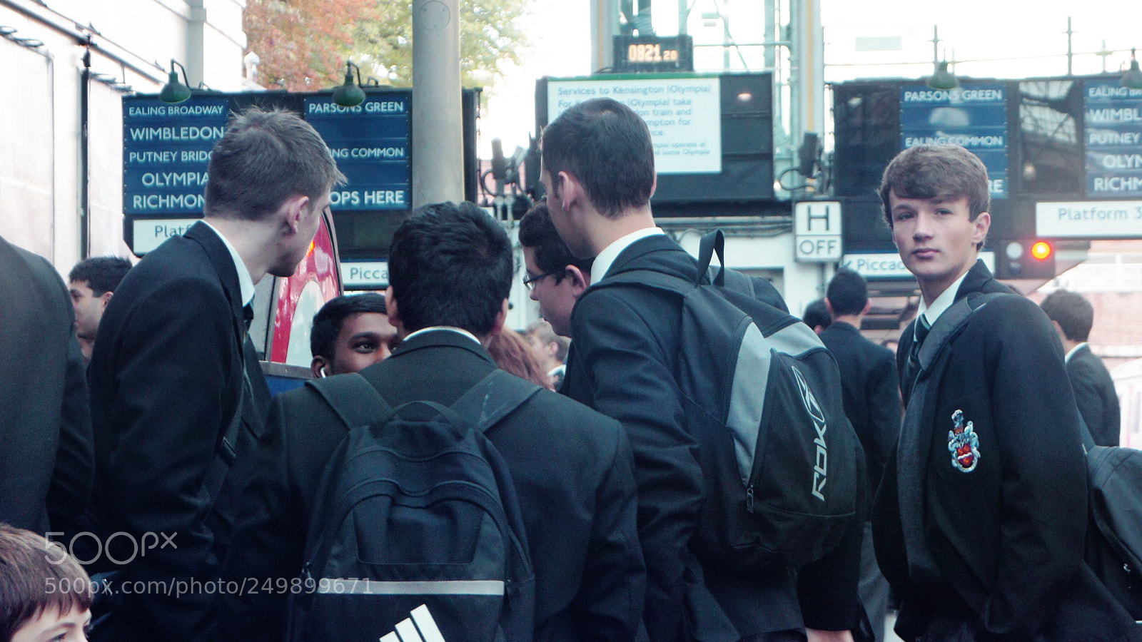 Sony Alpha NEX-5 sample photo. London subway photography