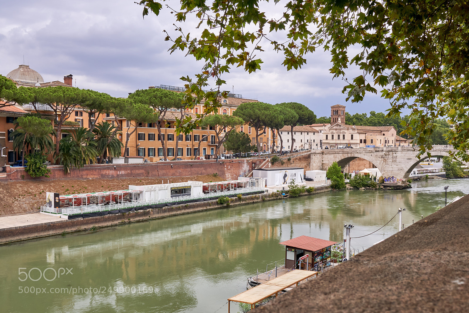 Sony a6000 sample photo. Isola tiberina photography