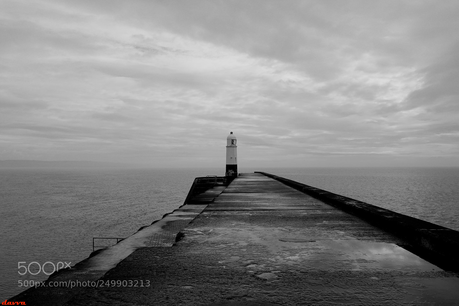 Canon EOS 80D sample photo. Porthcawl lighthouse photography