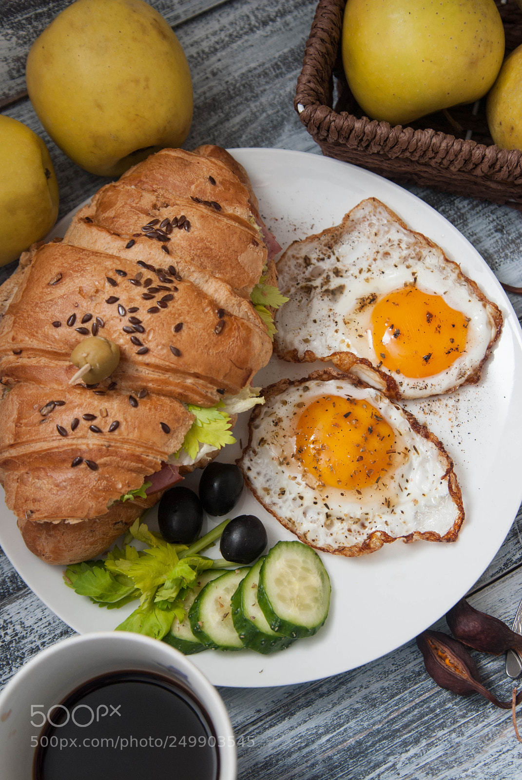 Nikon D80 sample photo. Croissant sandwich with fried photography
