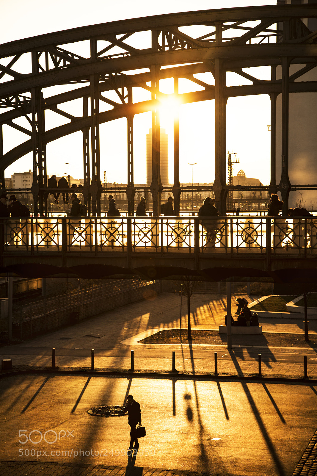 Canon EOS 5D Mark IV sample photo. Sunset in munich photography