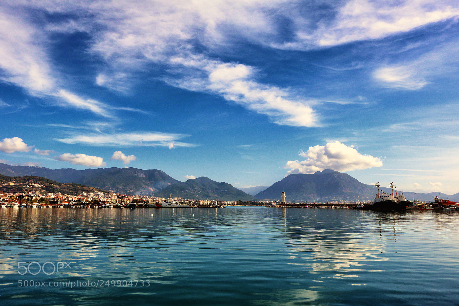 Canon EOS 760D (EOS Rebel T6s / EOS 8000D) sample photo. Alanya limanında photography